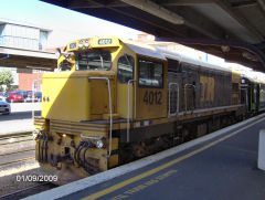 
DC 4012 at Wellington Station, September 2009